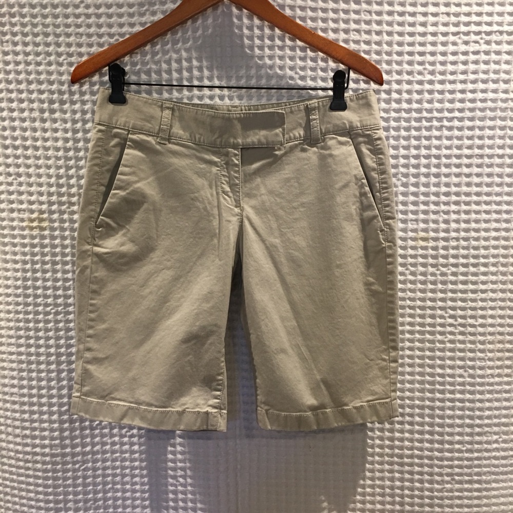 Slightly worn Ann Taylor tan Bermuda shorts.  4